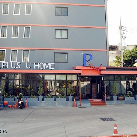 Uplus Uhome Residence Pattaya Bagian luar foto