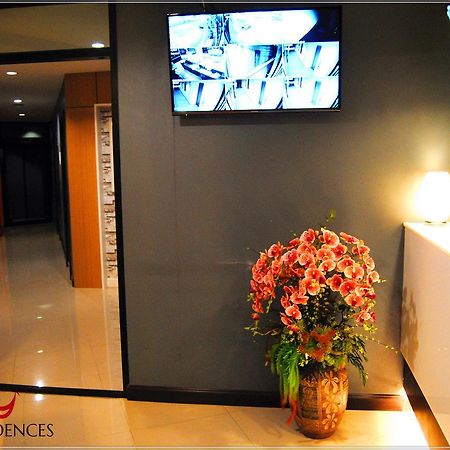 Uplus Uhome Residence Pattaya Bagian luar foto
