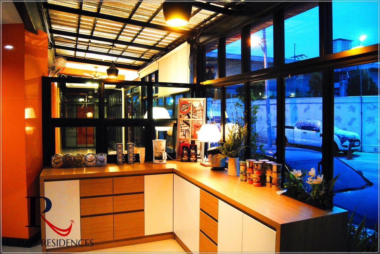 Uplus Uhome Residence Pattaya Bagian luar foto