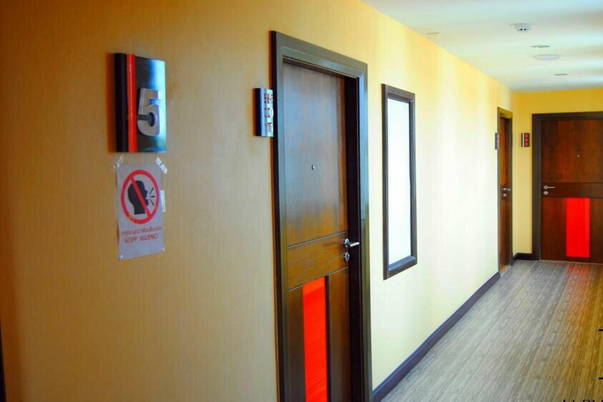 Uplus Uhome Residence Pattaya Bagian luar foto